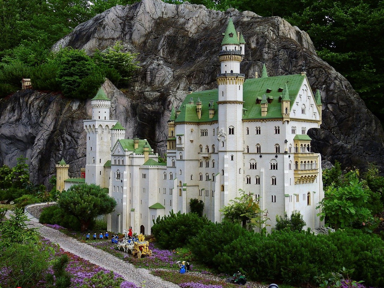 lego, legoland, to build, to play, toy, children, lego blocks, building blocks, amusement park, castle, neuschwanstein, lego, lego, lego, lego, lego, legoland